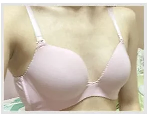 バスト手術前の写真2